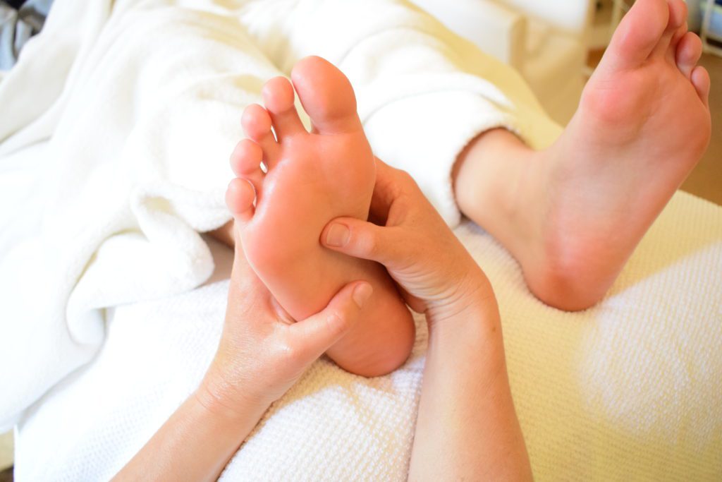 Fussreflexzonen-Massage in der Praxis Monika Schmid Schaffhausen